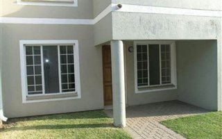 1 Bedroom Townhouse in Comet