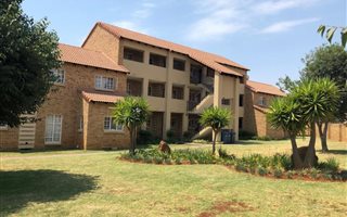 2 Bedroom Flat in Boardwalk Villas