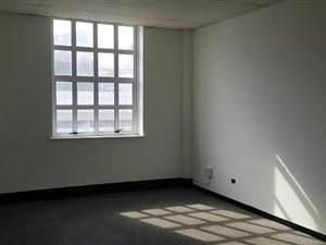 71 m² Commercial space in East London Central