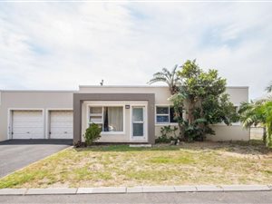 3 Bed House in Admirals Park