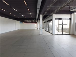 470 m² Commercial space in North Riding
