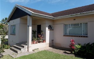 3 Bedroom House in Humansdorp