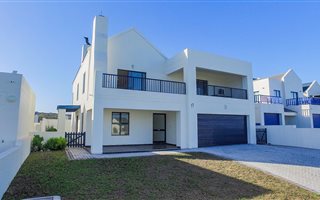 3 Bedroom House in Blue Lagoon