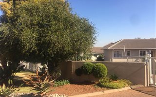2 Bedroom Apartment in Monument Park