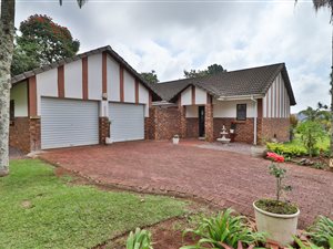 2 Bed Simplex in Hillcrest Park