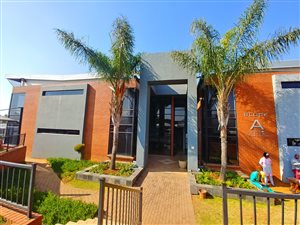 150 m² Commercial space in Ruimsig