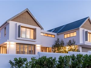 4 Bed House in Brandwacht