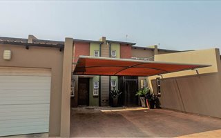 3 Bedroom Townhouse in Bendor Park