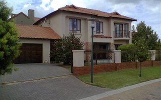 3 Bedroom Cluster in Montecello Country Estate