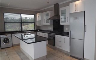 3 Bedroom Apartment in Hillcrest Central