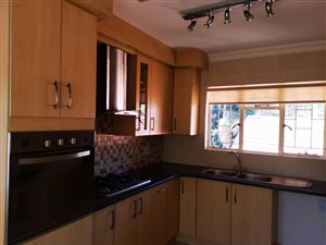 2 Bed Garden Cottage in Magalieskruin
