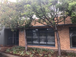 440 m² Industrial space in Airport Industria