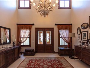 4 Bed House in Ebotse Estate