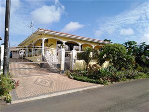 3 Bed House in Sunford