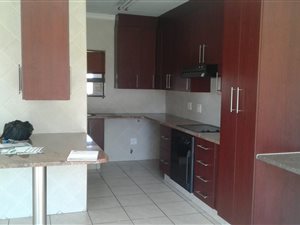 2 Bed Apartment in Farrarmere