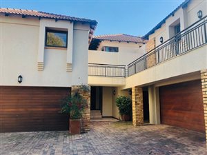 5 Bed House in Morningside Manor