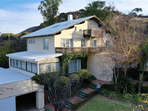 6 Bed House in Clarens