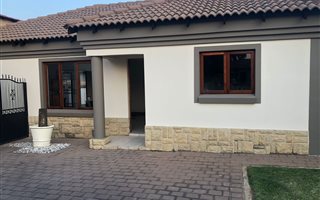 3 Bedroom House in Clearwater Estate