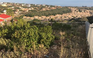 1035 m² Land available in Great Brak River
