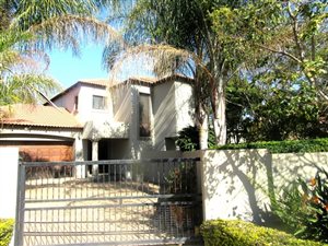 3 Bed House in Mooikloof Equestrian Estate