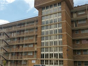 2 Bed Apartment in Middelburg South