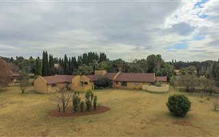 4 Bedroom House in Randjesfontein