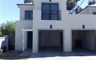 3 Bedroom Duplex in Durbanville