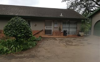 4 Bedroom House in Mount Michael