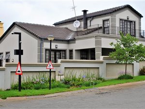 3 Bed House in Kyalami