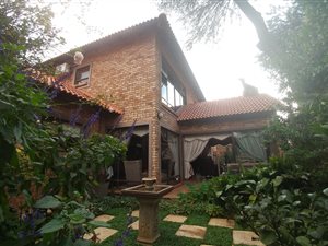3 Bed House in Mooivallei Park