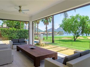 5 Bedroom House in Pecanwood