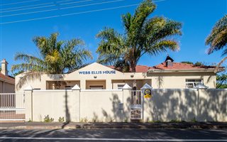 6 Bedroom House in Rondebosch