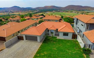 3 Bedroom House in Birdwood