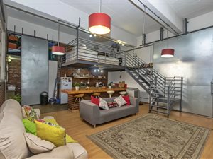 2 Bed Apartment in Braamfontein Werf