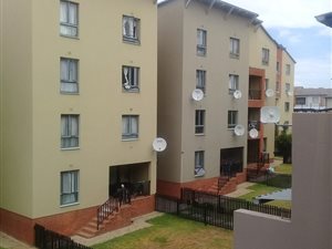 2 Bed Apartment in Erand Gardens