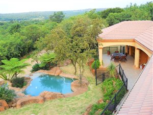 4 Bed House in Leeuwfontein