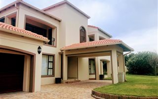 4 Bedroom House in Hout Bay and surrounds