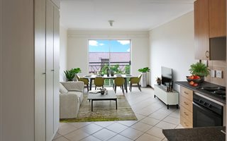 Bachelor apartment in Karen Park