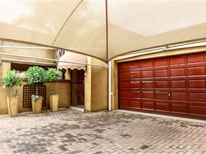 3 Bed Townhouse in Heidelberg Central