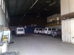 1340 m² Industrial space in Sea Cow Lake