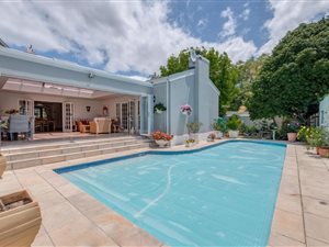 4 Bedroom House in Kenilworth Upper