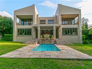 4 Bed House in Woodmead