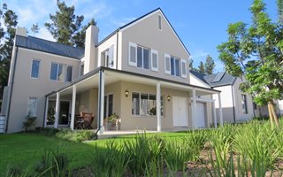 3 Bedroom House in Jamestown