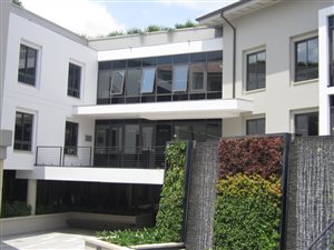 2088 m² Office Space in Fourways