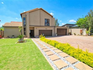 3 Bed House in The Meadows