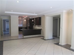2 Bed Townhouse in Bedfordview