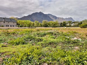 6675 m² Land available in Die Boord