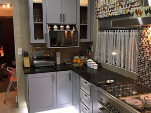 3 Bed House in Honeydew Manor