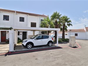 3 Bed Townhouse in Humewood