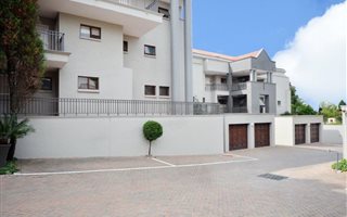2 Bedroom Apartment in Strathavon